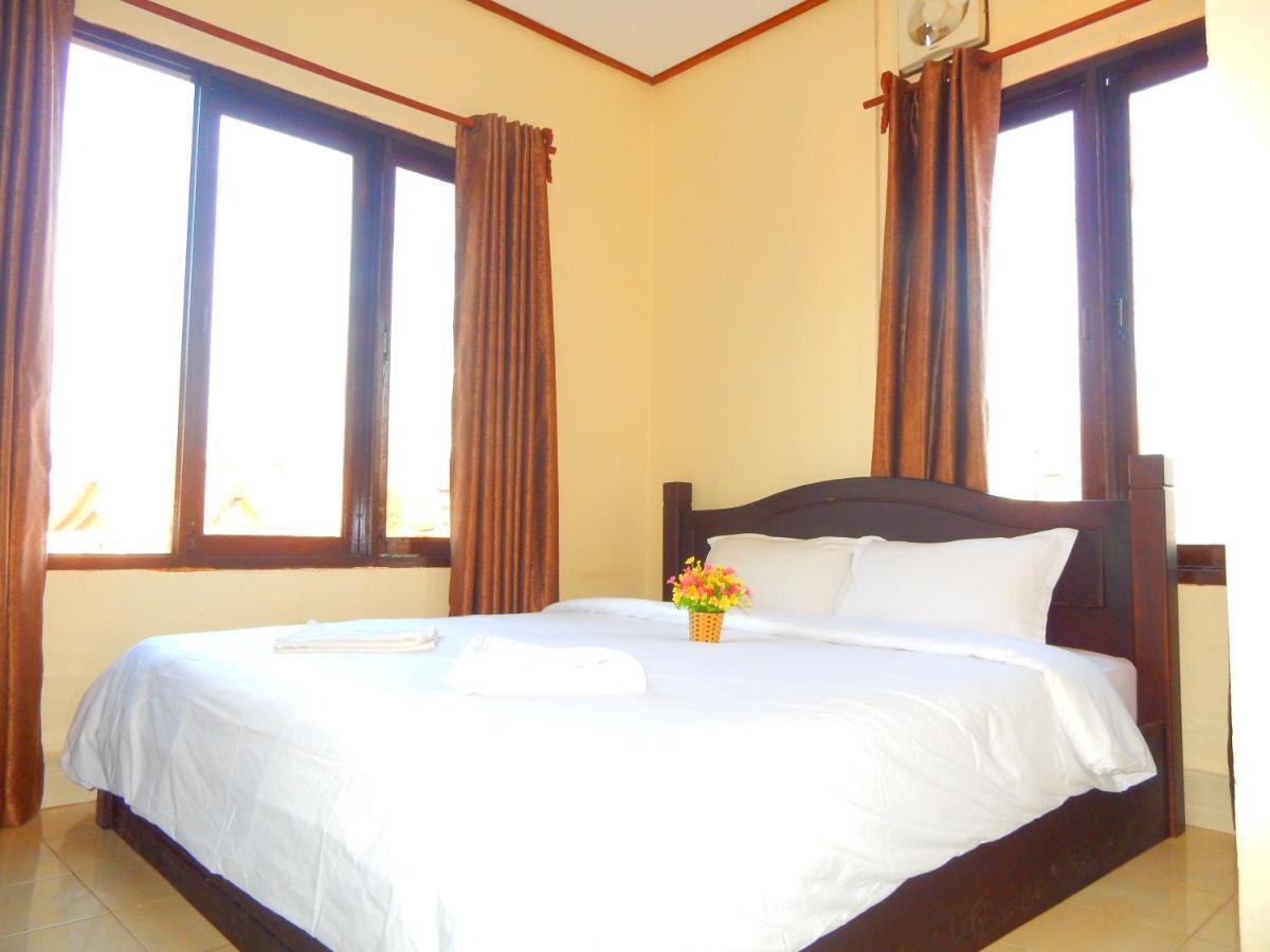 Vang Vieng Camellia Hotel Bagian luar foto