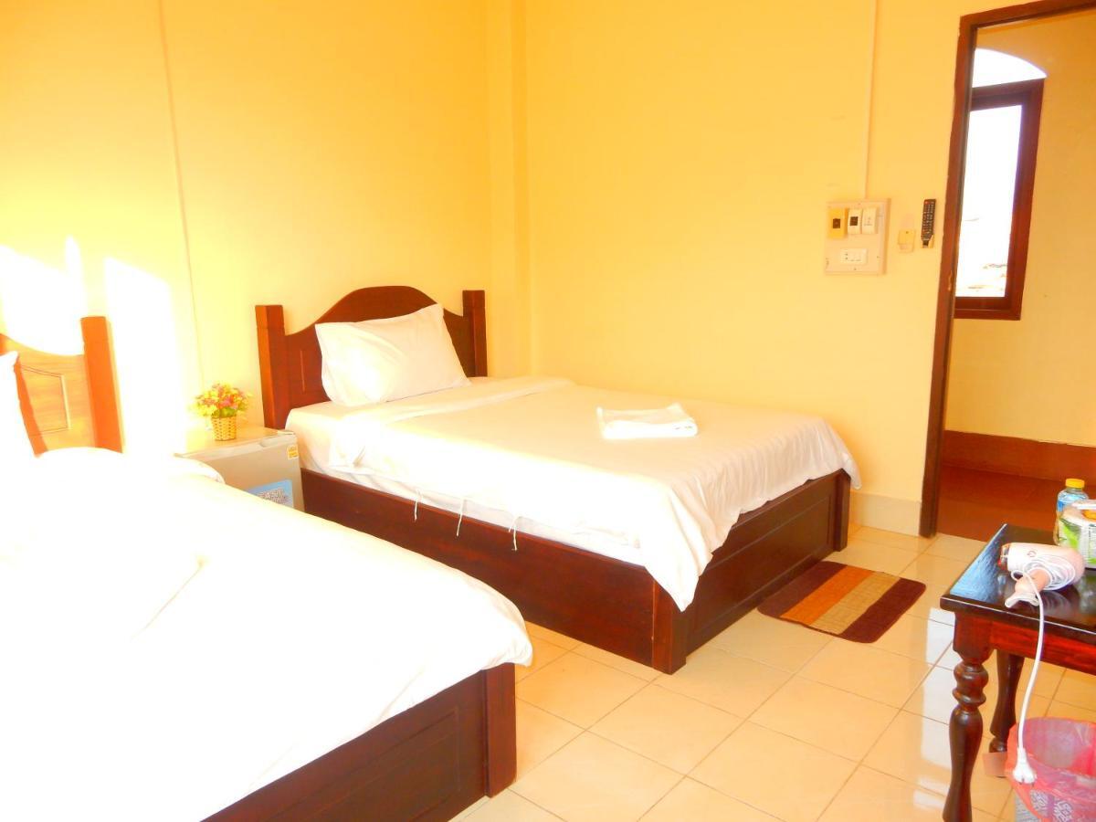 Vang Vieng Camellia Hotel Bagian luar foto