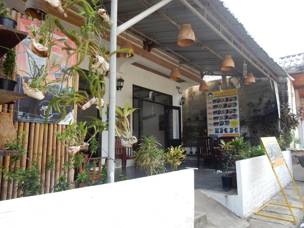 Vang Vieng Camellia Hotel Bagian luar foto